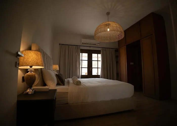 Al Junaidi Farm By Bridge Retreats